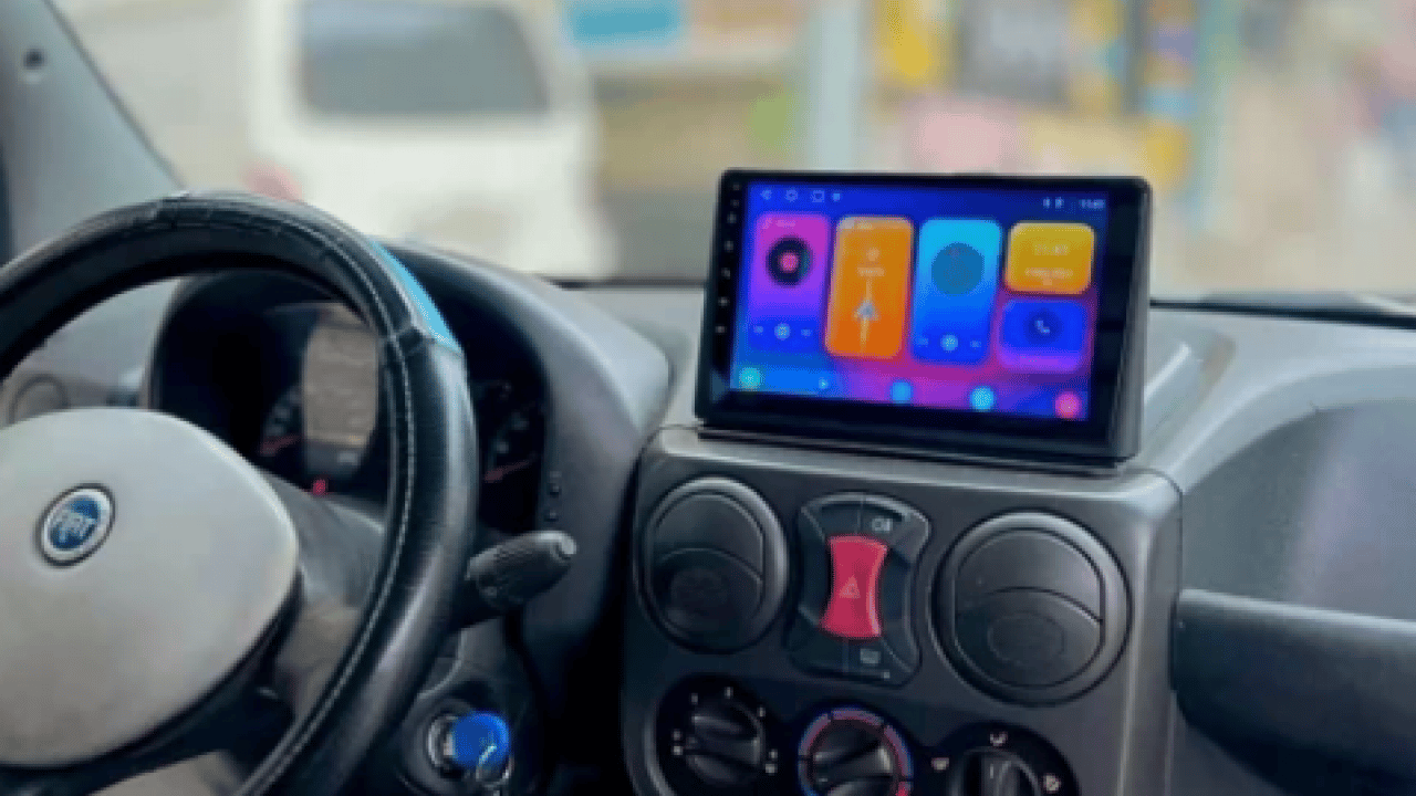 Foto - Seyir halinde bunu yapan yandı! 3'üncüde ehliyet gidecek!