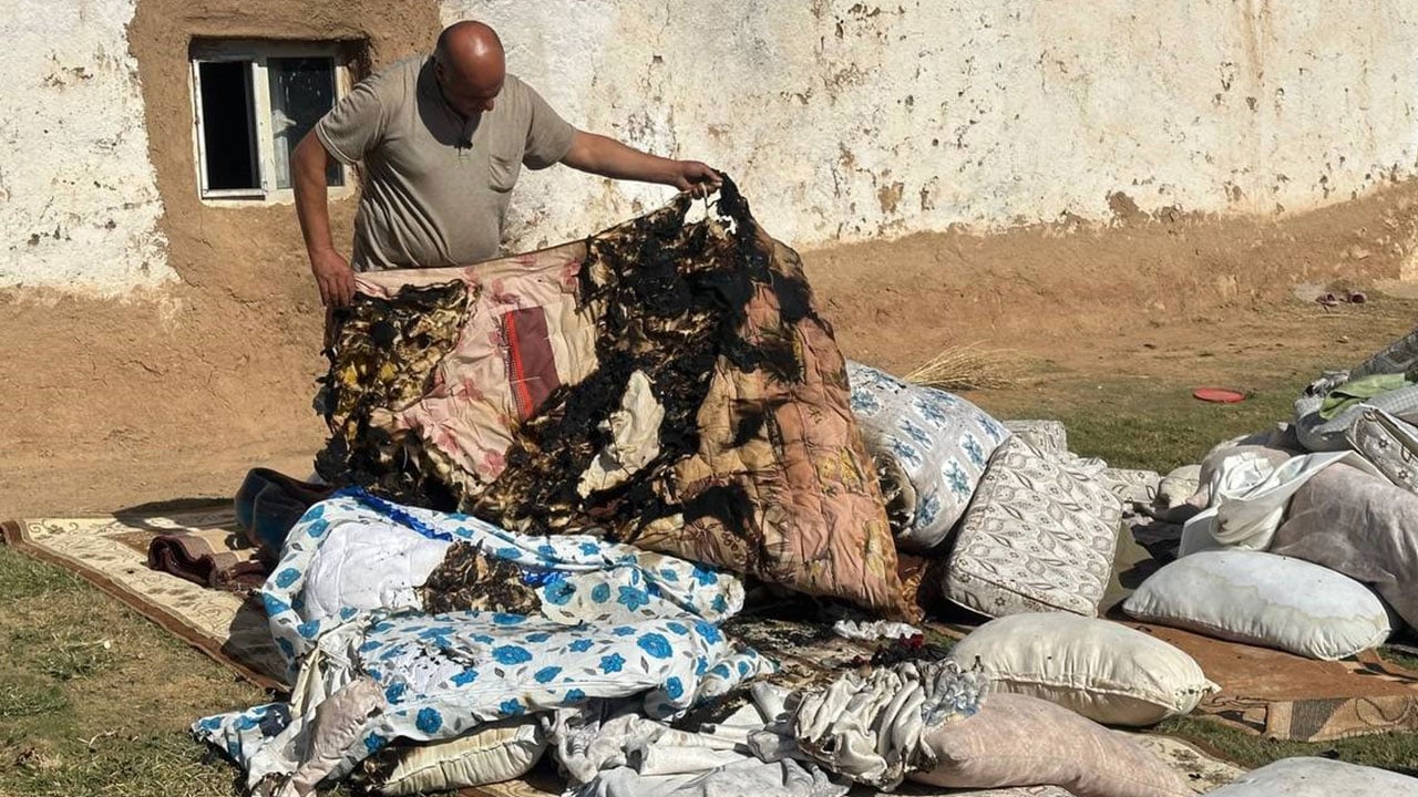 Foto - Mucize: Şanlıurfa'da günlerdir yanan ev dualarla zikirlerle söndürüldü