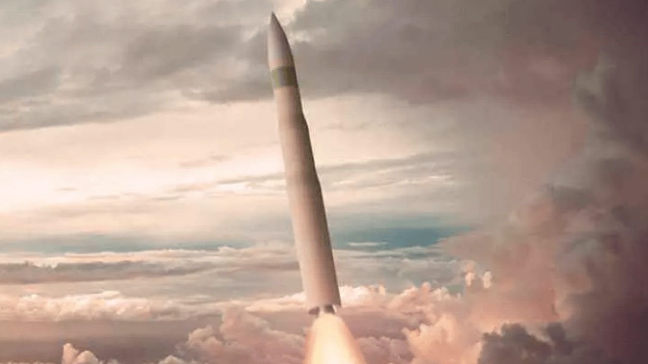 Foto - İşte dünyanın en ölümcül 10 füzesi! İlk sırada ABD'nin uykularını kaçıran 'Şeytan' var!