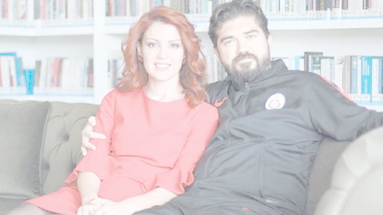 Foto - Şeytanın bile aklına gelmez! Rasim Ozan’ın, eski eşi Nagehan Alçı’ya sahte polis kimliğiyle attığı şok mesajlar ifşa oldu
