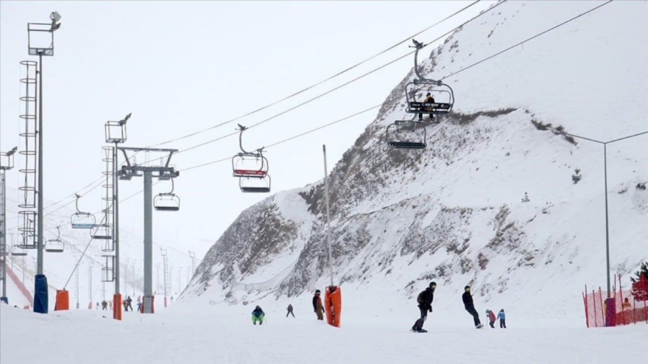 Foto - Sezon hazirana kadar uzadı! Palandöken’de kayağa devam 