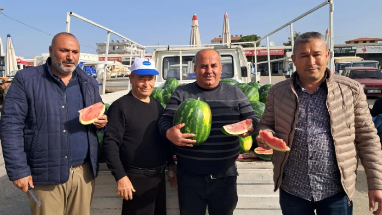 Foto - Sezonun ilk karpuzu kilosu 40 liradan alıcı buldu