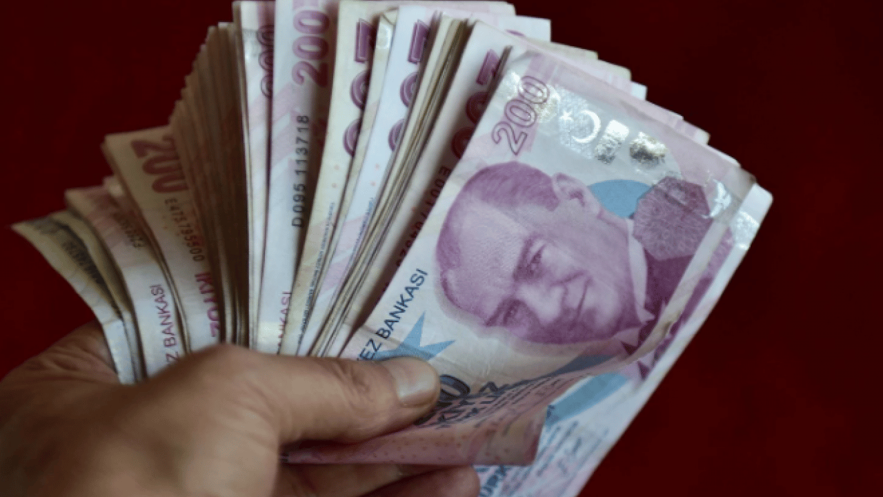 Foto - SGK uzmanından flaş açıklama! 1800 günle yaş şartı olmadan emeklilik!