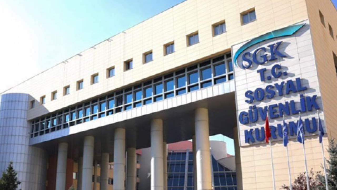 SGK’dan devrim gibi sağlık hamlesi: İlaç çilesi bitti, desteklere zam geldi