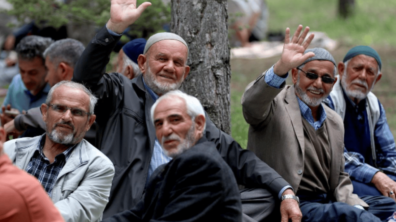 Foto - SGK'dan emeklilere uyarı: Bunu yapan daha yüksek maaş alacak!