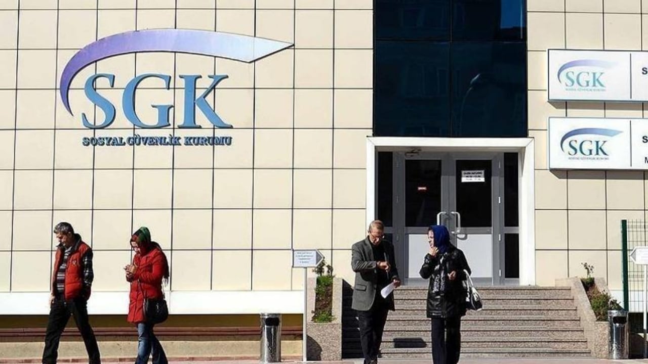 Foto - SGK’nın uygulaması sessiz sedasız iptal edildi! Yüz binlerce kişiye emeklilik yolu açıldı