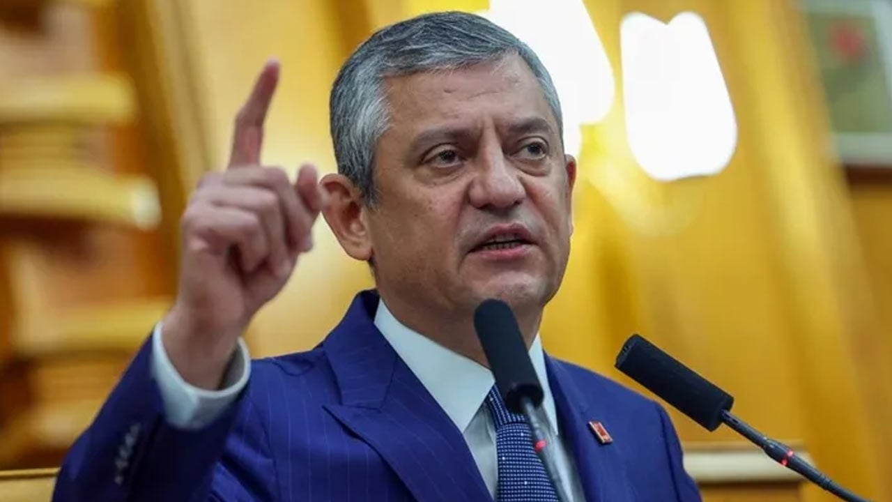 Foto - SHP'nin meşhur başkanından Özgür Özel'e yaylım ateşi! ‘Devleti ele geçirme projesinin ortağısınız’