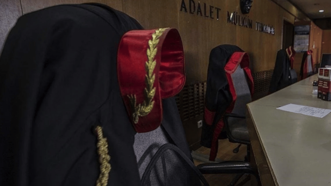 Siber suçlarla mücadelede yeni dönem: Savcılara 'hesap dondurma' yetkisi resmen yürürlüğe girdi!