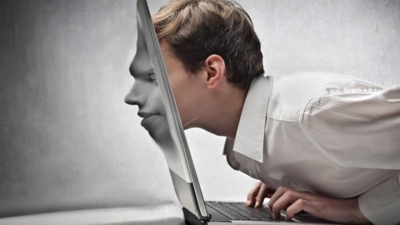 Siber zorbalık nasıl önlenir? Uzman psikolog açıkladı