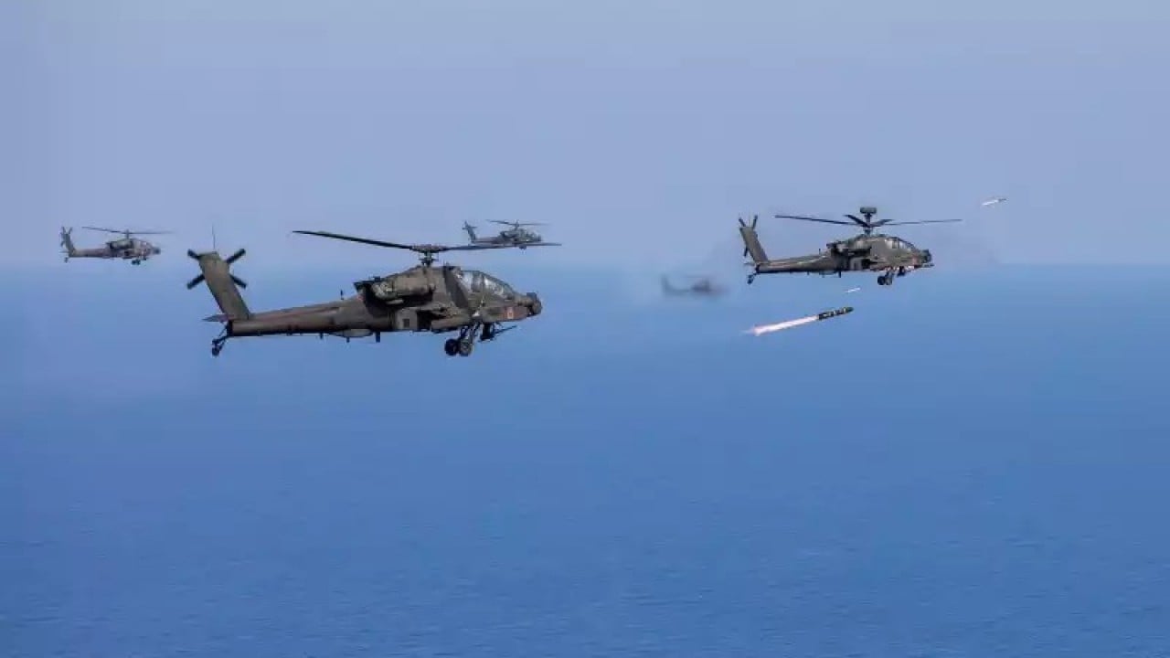 Foto - Sıcak gelişme: Dev helikopter öyle bir yerde düştü ki ortalık çok fena karışacak