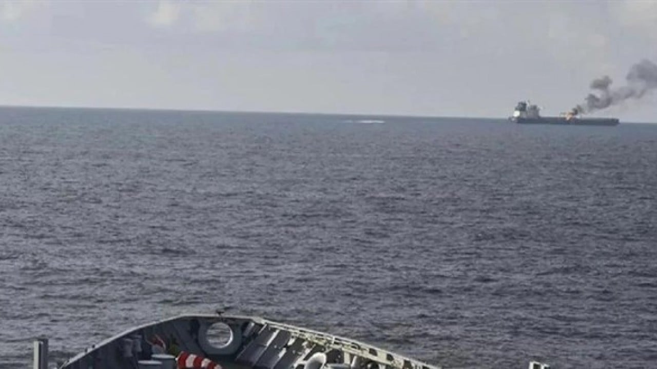 Foto - Sıcak gelişme: İstanbul Boğazı'na yaklaşan gemi vuruldu