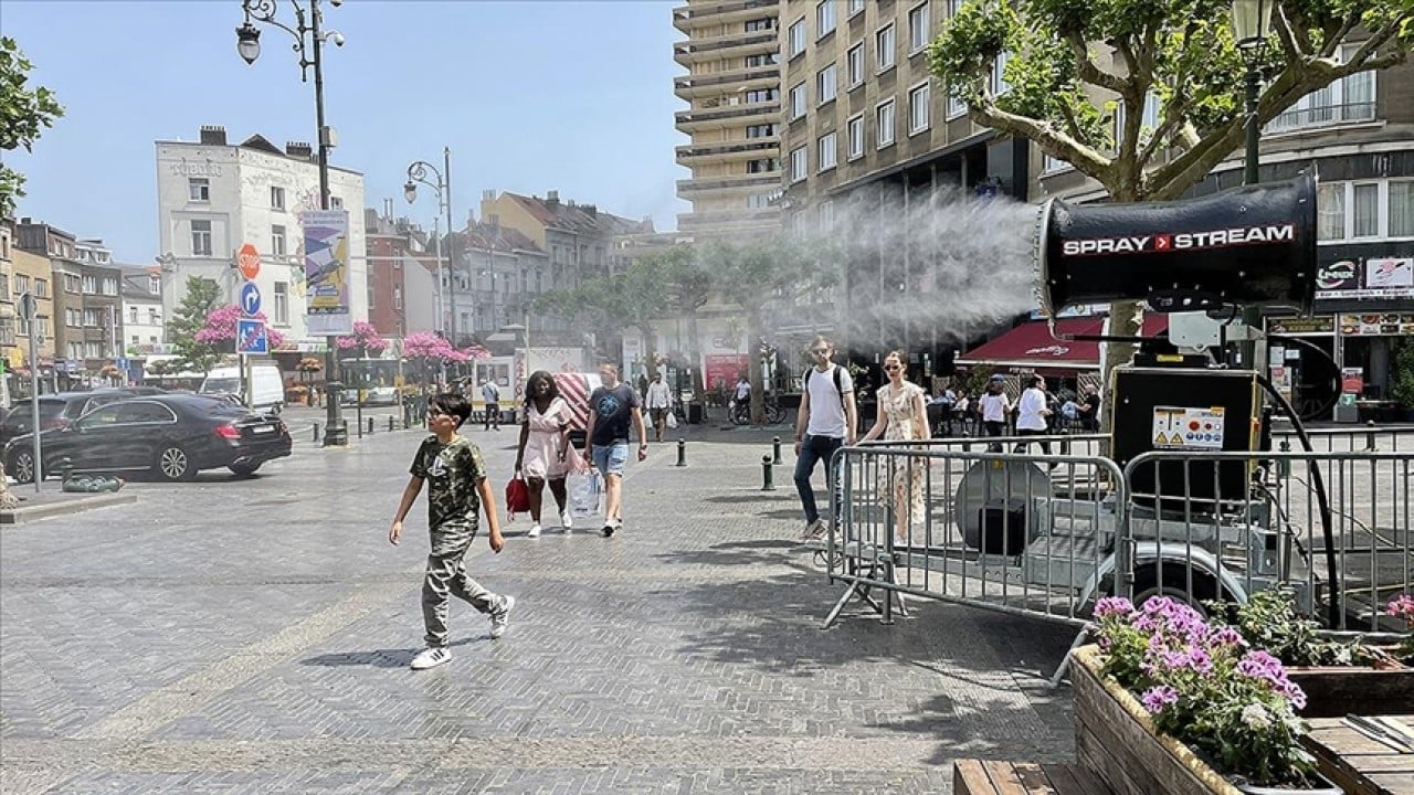 Foto - 'Sıcak havada çalışılmasın' teklifi Aşırı sıcağa ‘İklim izni’