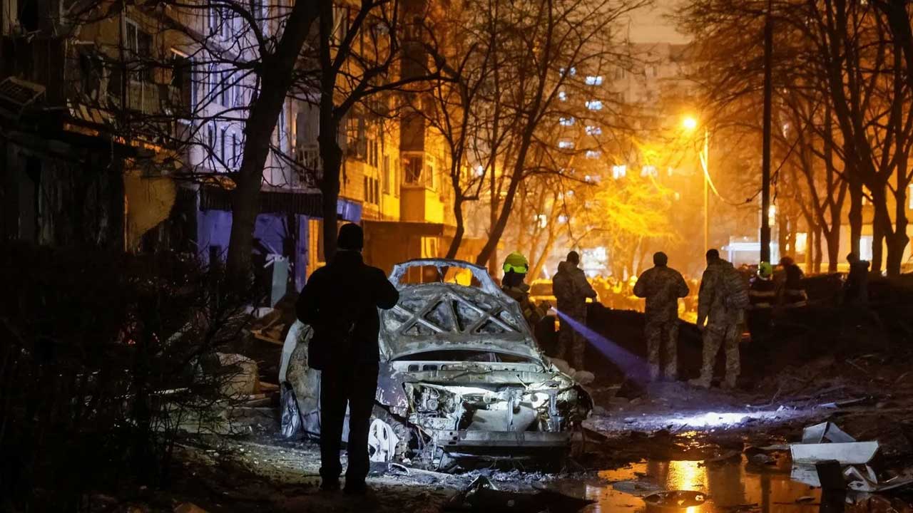 Foto - Sıcak saatler! 30 füze ve 450'den fazla İHA saldırdı