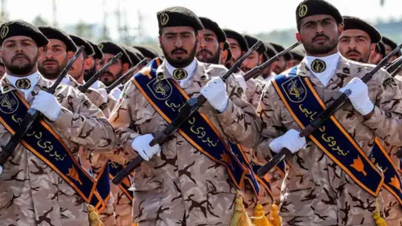 Foto - Sıcak saatler! İsrail'e ait Hermes-900 modeli İHA düşürüldü