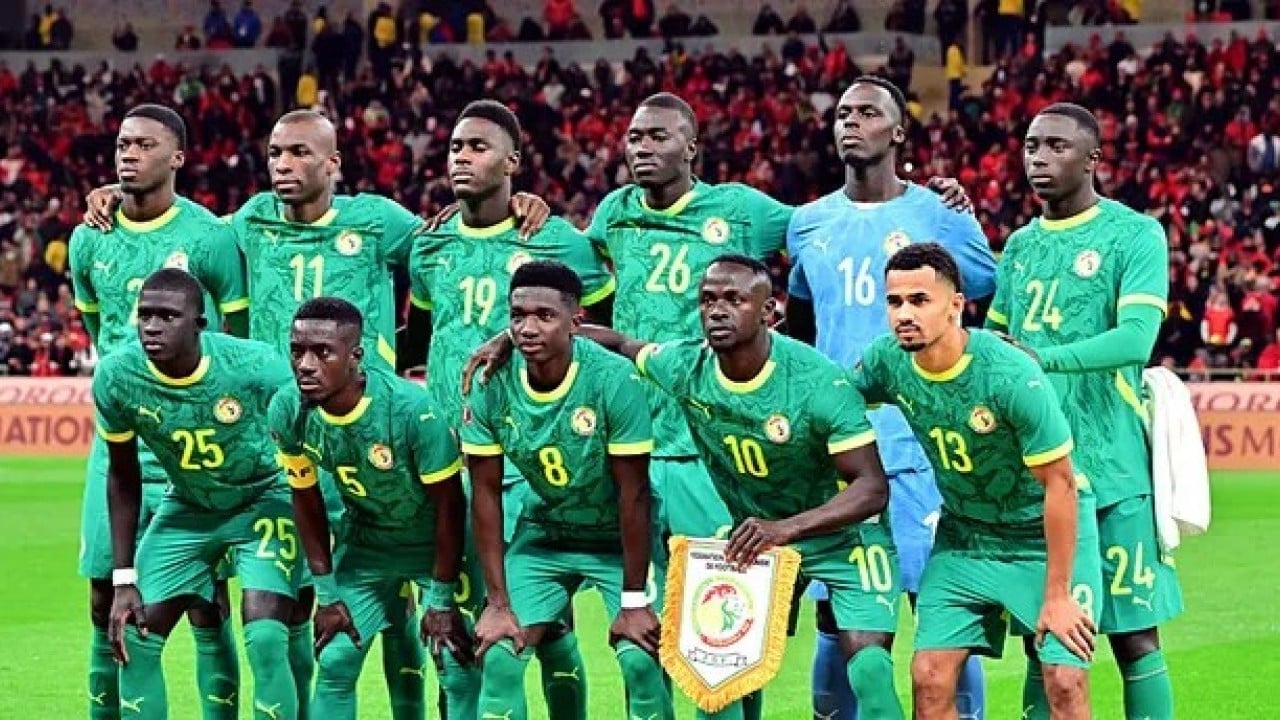 Foto - 'Şiddetli fırtına uyarısına rağmen neden Cuma namazına gittiniz' sorusuna Senegal hocasından olay cevap
