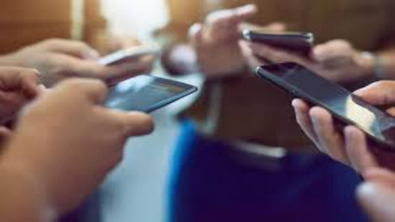 Foto - Sigara kullanan milyonları ilgilendiren gelişme! Sağlık Bakanlığı yeni uygulamayı hayata geçiriyor: İçen herkese gidecek