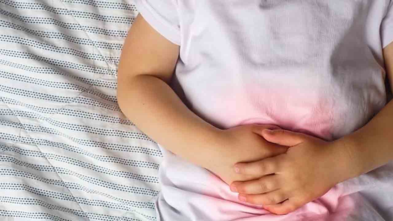 Sık idrara çıkma ve karın ağrısı çocuklarda böbrek reflüsü olabilir!