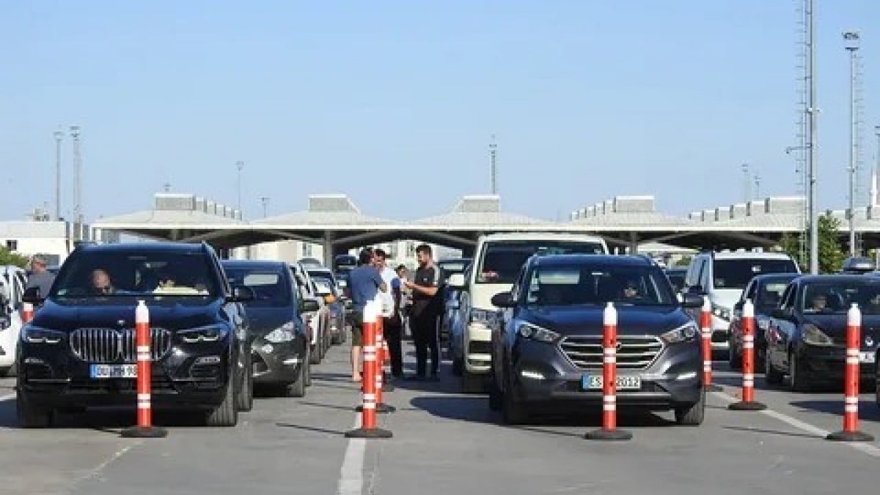 Foto - Sıla yoluna çıkacak gurbetçiler dikkat! Gümrükteki 185 gün detayına dikkat!