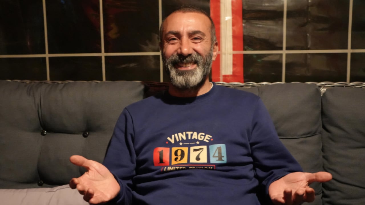 Foto - 'Şimdi Telefonunuza Bir Kod Gelecek' Sahnede: Aşk, Teknoloji Ve İnsan Doğası Üzerine Sürükleyici Bir Komedi