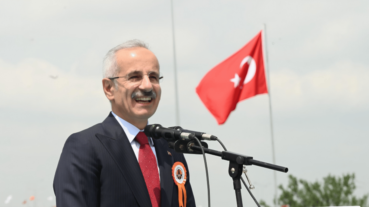 Simgelerin köprüsü 4 yaşında! Milyarlarca lira tasarruf!