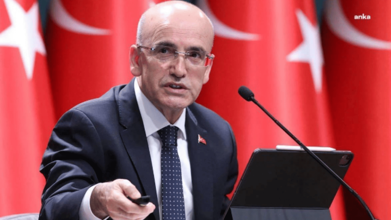 Foto - Şimşek’ten Net Mesaj: "Enflasyon Tek Haneye Düşecek, Türkiye Sürdürülebilir Büyümeye Dönüyor!"