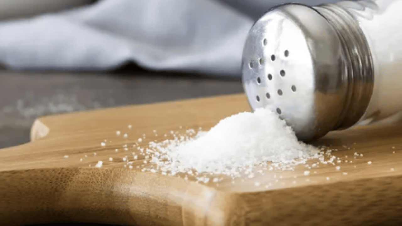 Foto - Sineklerin en korktuğu mutfak malzemesi! Çöp kutusuna serpin, rahat edin... 