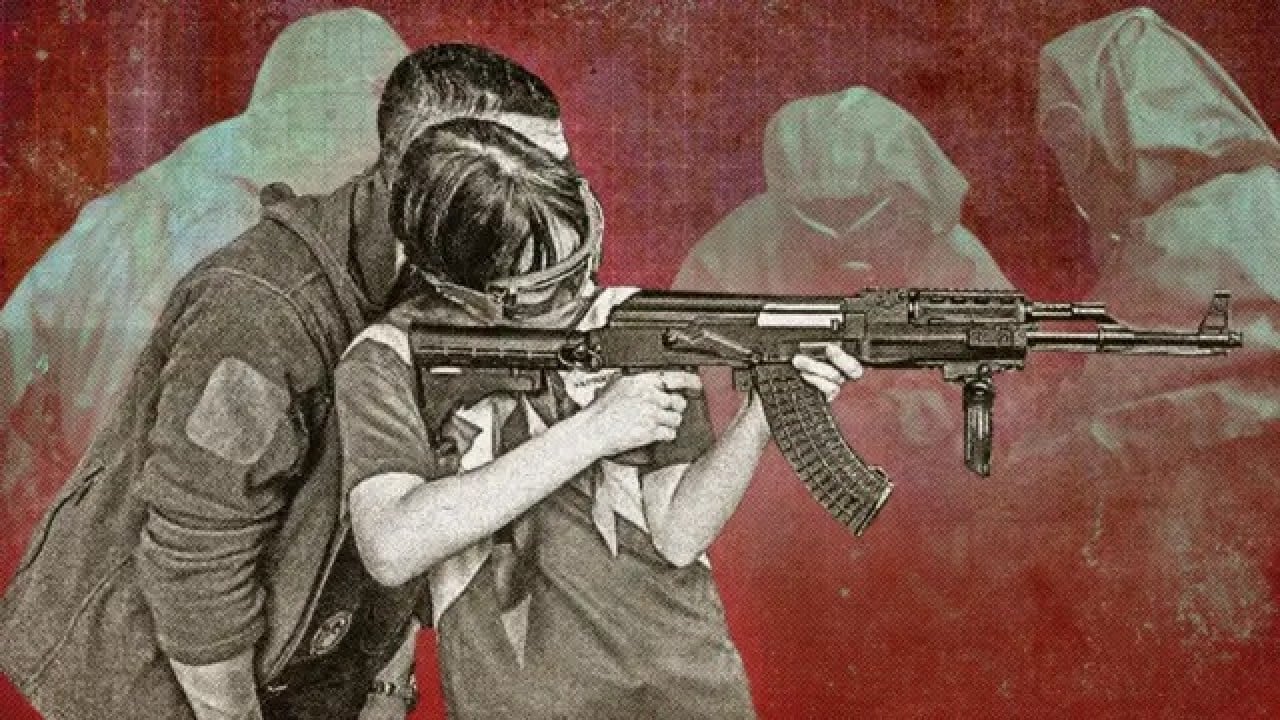 Foto - Sınıftan savaşa: Ukraynalı çocuklar kendi ülkelerine karşı eğitiliyor