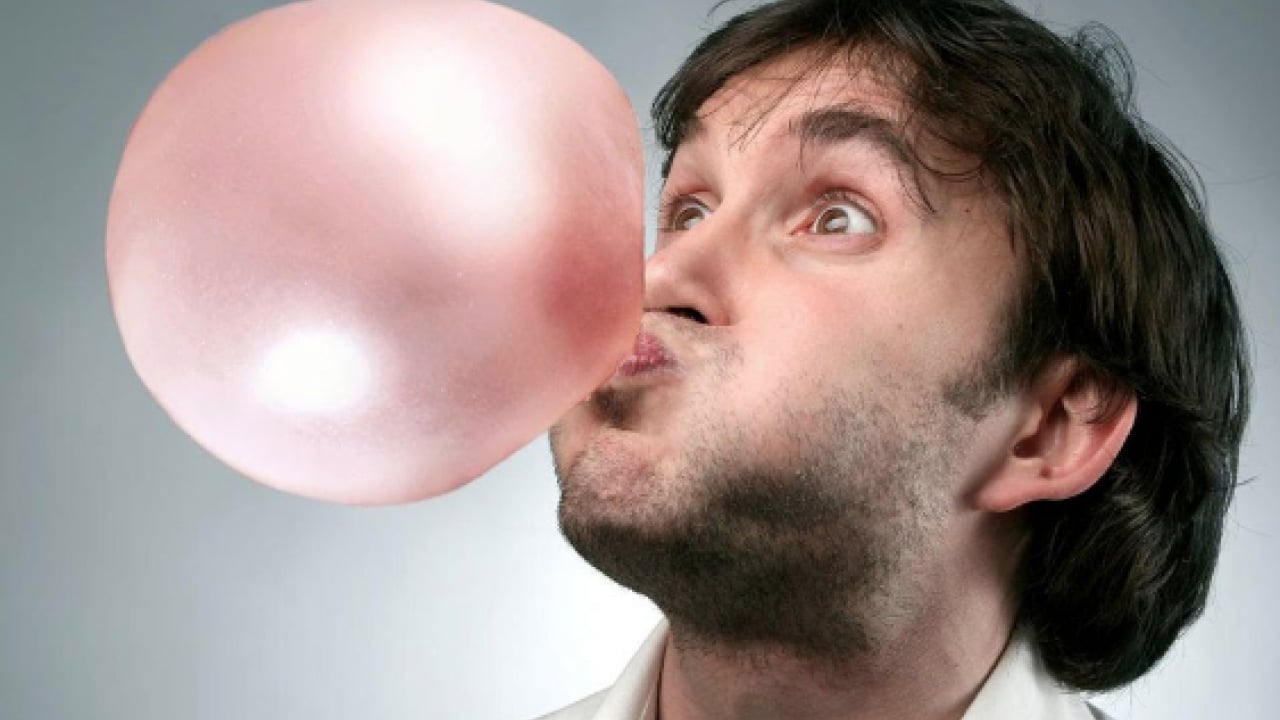 Foto - Akılalmaz bir tehlike! Vücudunuzu altüst edecek hamleyi yapacak mısınız? Sakız çiğnemek...