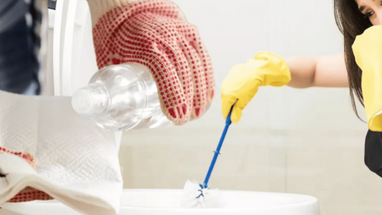 Foto - Sirke ve karbonat etkisi: 100 katına çıkıyor! Banyodaki kötü kokuyu ve kireci anında yok ediyor! Bunlar engel olabilir!