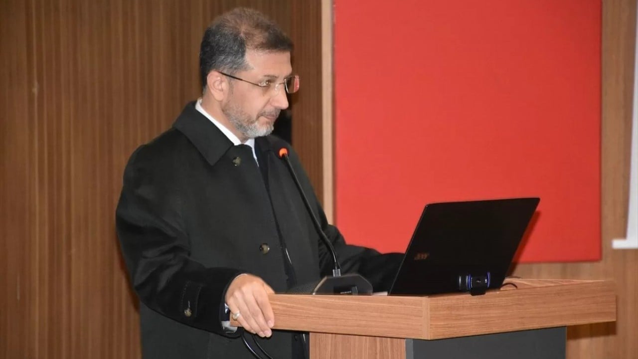Foto - Şırnak Üniversitesi rektörü akrabalarını neden işe aldığını açıkladı: Cumaya gitmedikleri için bilmezler