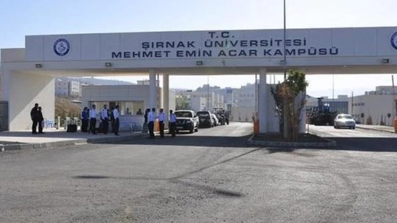 Foto - Şırnak Üniversitesi rektörü akrabalarını neden işe aldığını açıkladı: Cumaya gitmedikleri için bilmezler