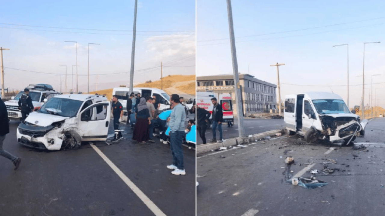 Foto - Şırnak'ta faciadan dönüldü: Servis minibüsü ve ticari araç çarpıştı! 13’ü çocuk 19 yaralı