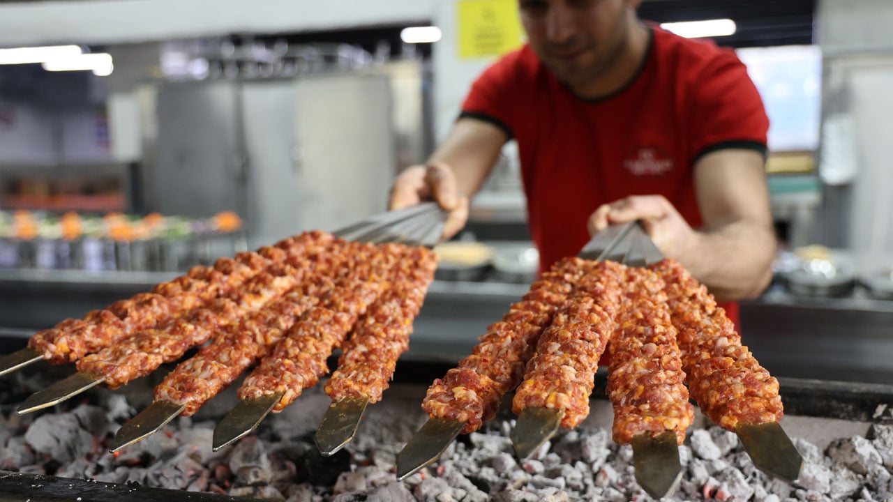 Foto - Sırrı yanında gelen salatada! Adana kebabı için şaşırtan açıklama