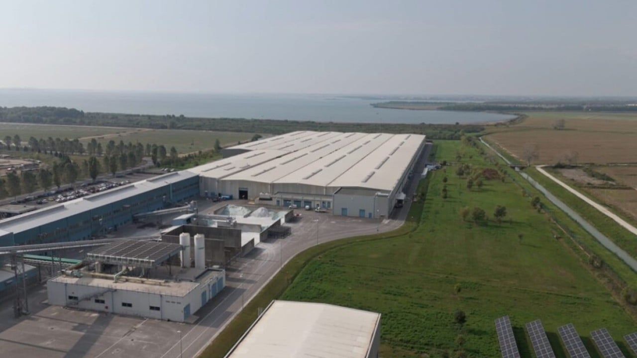 Foto - İtalya'ya dev yatırım yapan Şişecam orayı bir anda sattı! Milyarlarca lira aldılar