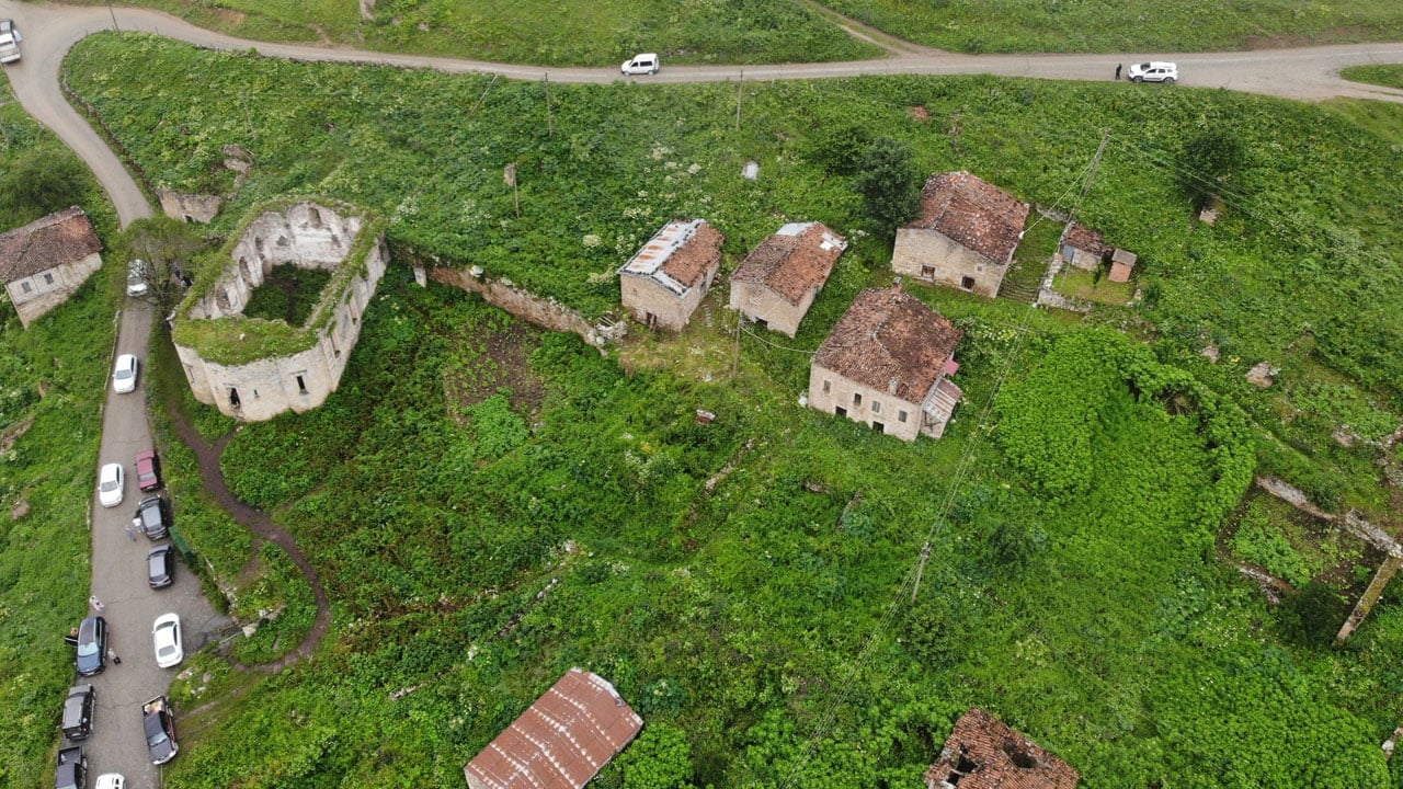 Foto - Sislerin arasından tarih yükseliyor! Santa Harabeleri masalsı manzarasıyla büyülüyor