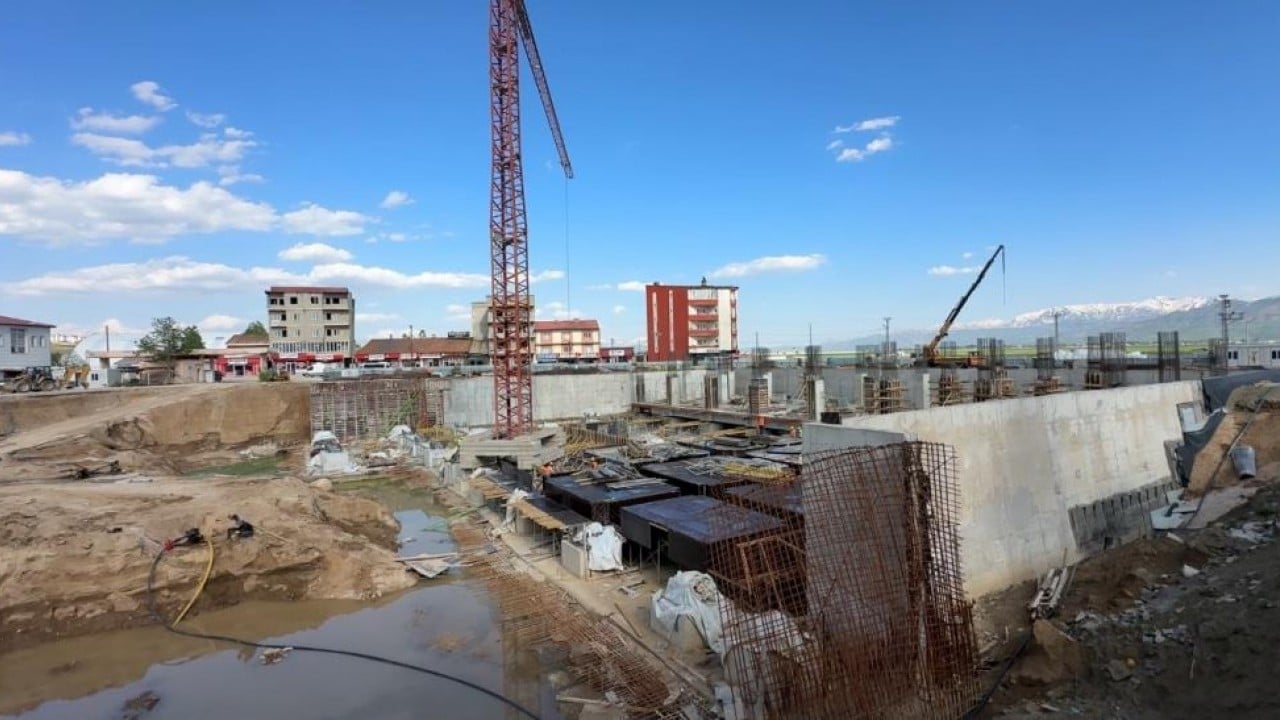 Foto - "Sismik izolatör" güvenceli 100 yataklı dev sağlık üssü