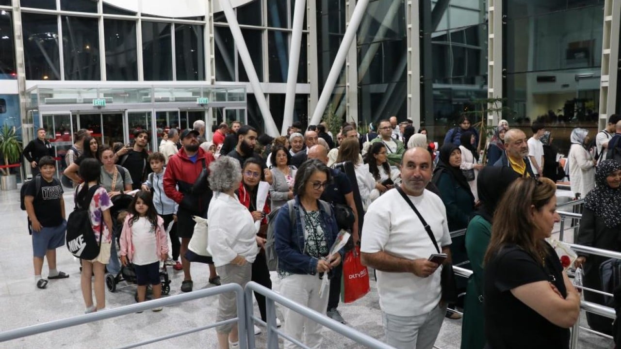 Foto - Sivas-Köln seferleri başladı AJet Köln’ü Sivas’a taşıdı