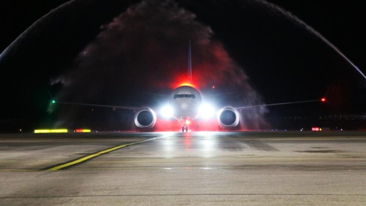 Foto - Sivas-Köln seferleri başladı AJet Köln’ü Sivas’a taşıdı