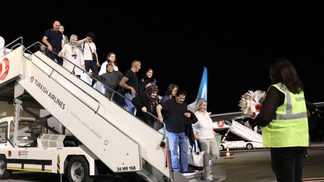 Foto - Sivas-Köln seferleri başladı AJet Köln’ü Sivas’a taşıdı