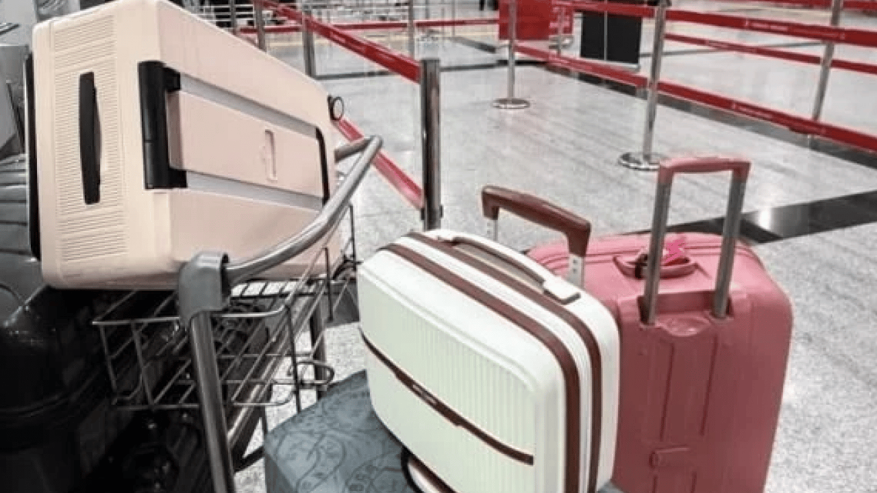 Foto - Sivas’ın soğuğu ağır geldi! Bir futbolcu daha ilden kaçtı