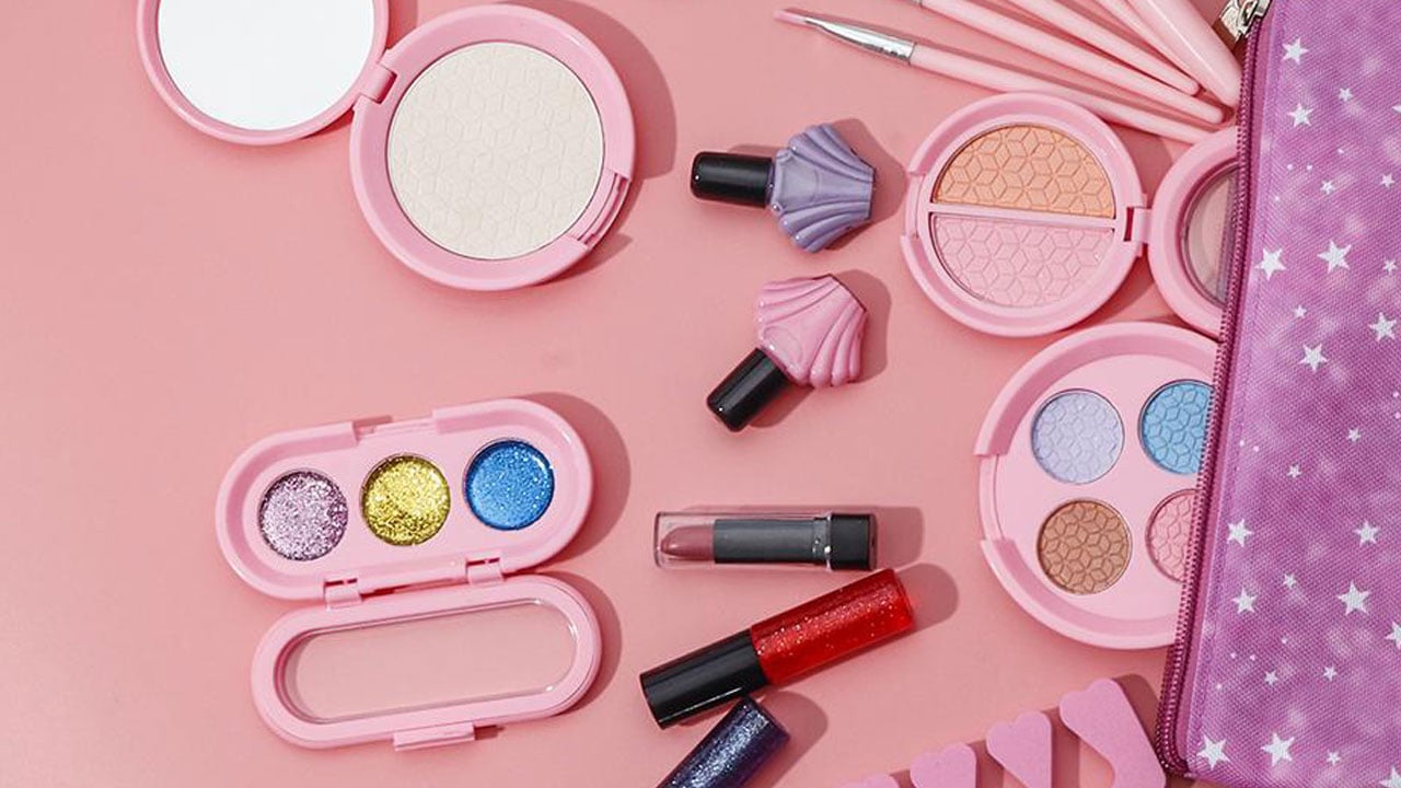 Foto - Sivilceler neden geçmiyor? Akne oluşumuna yol açan 7 hatalı alışkanlık! 