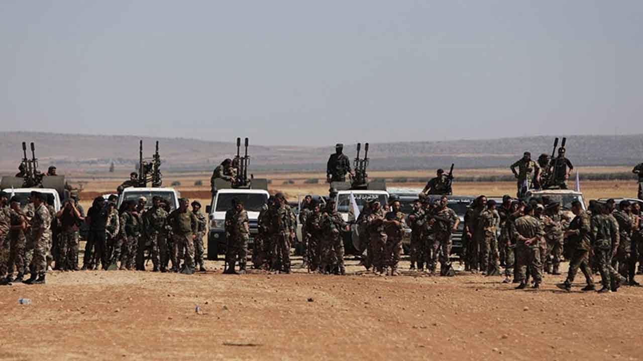 Foto - Sivillere 'uzak durun' çağrısı yapıldı! Operasyon başladı, teröristler o alçağı Halep'e getirdi