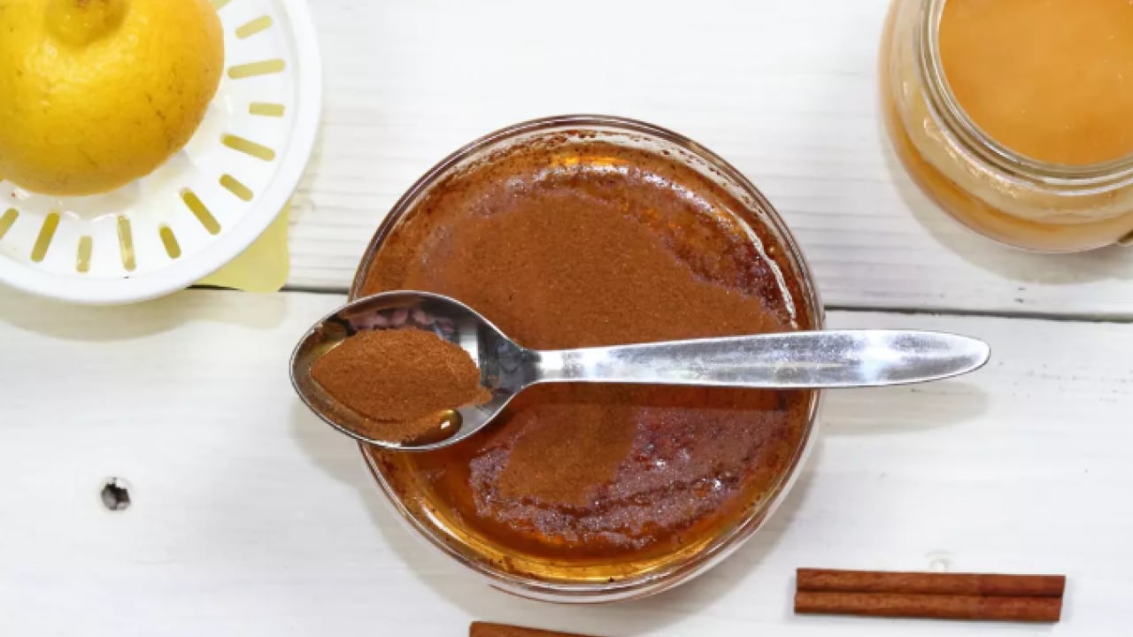 Foto - Siyah noktaları 5 günde yok ediyor: Tarçınla karıştırıp sürün! 