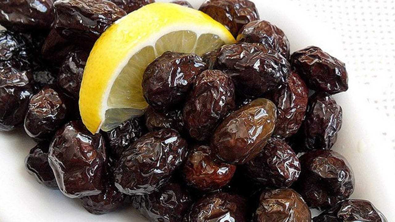 Foto - Siyah zeytindeki parlaklık hilesi: Kaynağı belli olmayan, zeytinleri sakın almayın! Gerçeği öğrenin