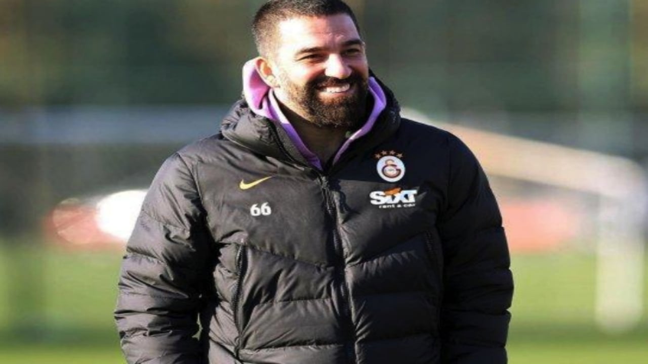 Foto - Siyasi görüşleri belli oldu! Hangi ünlü hangi partiye oy veriyor? İşte tam liste