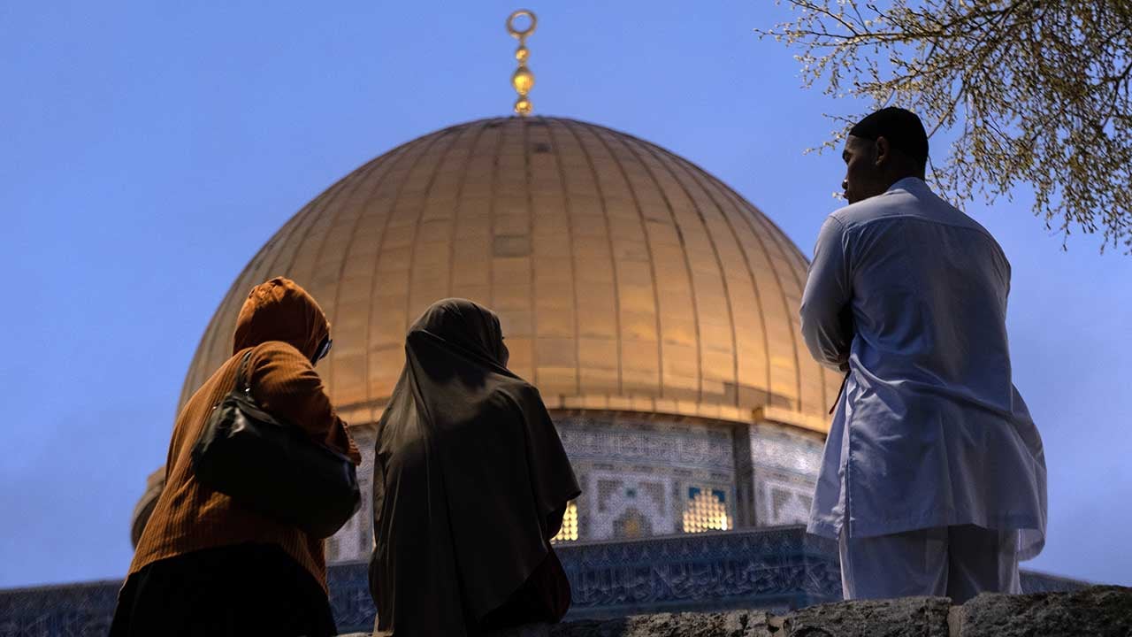 Foto - Siyonist abluka son buldu! Mescid-i Aksa ibadete açıldı