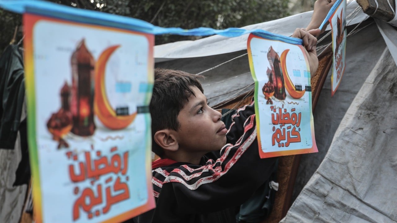 Foto - Siyonist kuşatmaya inat Mescid-i Aksa’da ilk teravih! Kudüs’te Müslümanların direnişi namazla şahlandı