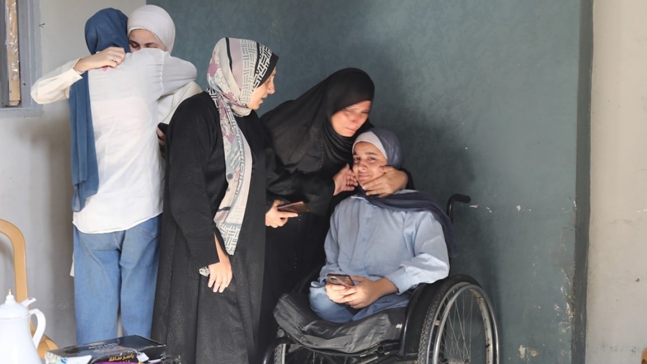 Foto - Siyonist mağduru Gazzeli Şirin’in üniversite sevinci! Ailesi ve bacakları yok ama umudu 