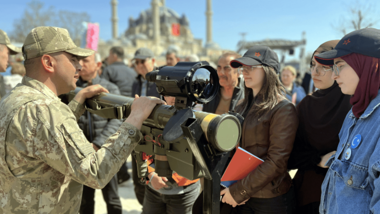 Foto - Siyonist ve emperyalist kuşatmaya milli cevap: Savunma sanayisinde gövde gösterisi