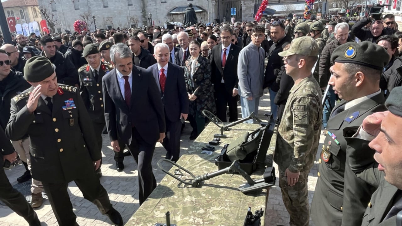 Foto - Siyonist ve emperyalist kuşatmaya milli cevap: Savunma sanayisinde gövde gösterisi